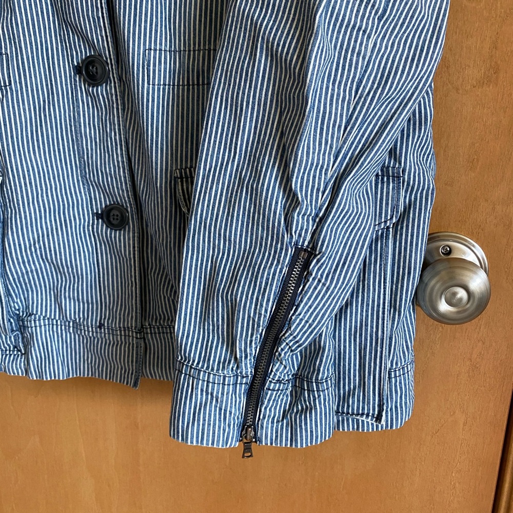 Gap Striped Jacket - image 7
